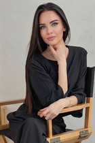 Femme ukrainienne yana de kiev avec Noirs cheveux, âge 34 photo-1