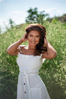 Ukrainian girl elena from odessa with Light Brown hair age 40