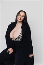 Beautiful women from ukraine maria from florida with Dark Brown hair age 31 photo-2