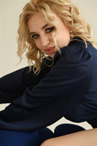 Femme ukrainienne pour sortir avec viktoria de novomoskovsk avec Blond cheveux, âge 25 photo-10