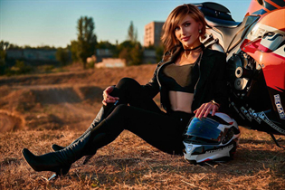 Dama ucraniana irina de krivoy rog con pelo Rojo y edad 41 photo-10