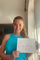 Bride from tampa ksenia with Blonde hair age 38 photo-41