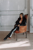 Beautiful Ukrainian woman khrystyna from zaporozhye with Dark Brown hair age 30 photo-3