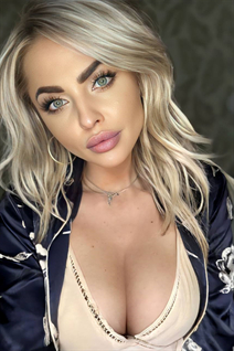 Rencontre fille ukrainienne katerina de kiev avec Blond cheveux, age 35