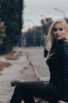 Chica en Ucrania marina de obermaiselstein con pelo Rubio y edad 44 photo-59