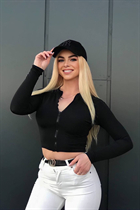 Meet Ukrainian girl snigana from kiev with Blonde hair age 22 photo-3