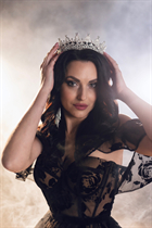 Beautiful single ukrainian woman lubov from kiev with Black hair age 38 photo-9