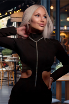 valencia mariée eleonora avec Blond cheveux, âge 46 photo-10