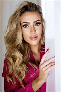 Bride from wroclaw dominika-anna with Blonde hair age 31