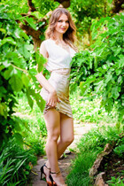 Novia de Ucrania elena de odessa con pelo Castaño y edad 39 photo-3