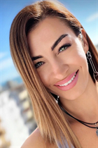 Femme parfaite olga de ricadi avec Chatain clairs cheveux, âge 42 photo-11