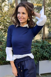 Girl from novi sad mirjana with Light Brown hair age 41