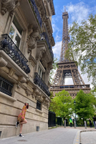 Femme parfaite olesya de paris avec Chatain clairs cheveux, âge 19 photo-3