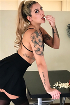 Dating an argentinian woman from mar del plata with Blonde hair 30 years old photo-11