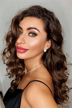 Novia de trieste oleksandra con pelo Castaño y edad 41 photo-6