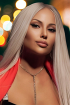 valencia mariée eleonora avec Blond cheveux, âge 46 photo-11