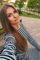 Beautiful ukrainian bride karina from odessa with Light Brown hair age 25 photo-5