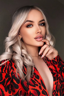 Beauté ukrainienne anastasia de kiev avec Blond cheveux, âge 23