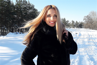 Sortir avec une fille allemande irina de hamburg avec Blond cheveux 37 ans photo-32