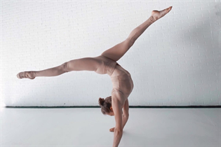 Beauté ukrainienne daria de odessa avec Blond cheveux, âge 31 photo-16