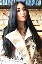 Dating a german woman inna from berlin with Black hair 51 years old photo-10