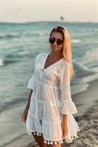 Girl from flagstaff marina with Blonde hair age 44 photo-33