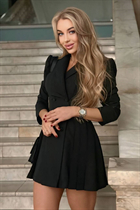Date ukrainian inna from kiev with Blonde hair age 37 photo-3