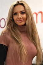 Beautiful czech girl irina from praha with Blonde hair 45 years old photo-14