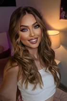 Ukrainian bride maria from kiev with Light Brown hair age 25