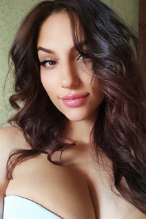 Ukranian bride anastasia from zaporozhye with Light Brown hair age 27
