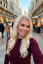 Girl from madrid irina with Blonde hair age 40 photo-21