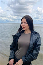 Gorgeous Ukrainian bride nastya from kherson with Dark Brown hair age 29 photo-2