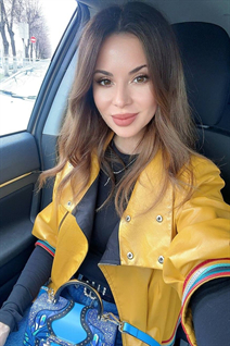 Wife from Ukraine yana from kharkov with Dark Brown hair age 44