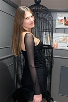 Beautiful ukrainian woman oleksandra from uzhhorod with Dark Brown hair age 26 photo-6