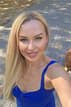 Ukrainian lady galina from berlin with Blonde hair age 44 photo-13
