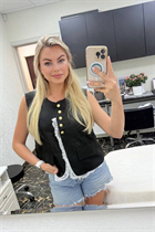 Single Ukrainian bride dariia from kharkiv with Blonde hair age 43 photo-3