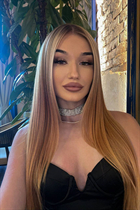 Ukrainian girl diana from kiev with Blonde hair age 23 photo-5