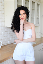 Belles femmes ukrainiennes marie-tetiana de kyiv aux cheveux Noirs, age 47 photo-8