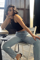 Ukrainian single woman valeria from mariupol with Black hair age 31 photo-47