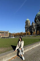 Dating a german girl margarita from berlin with Black hair 31 years old photo-19