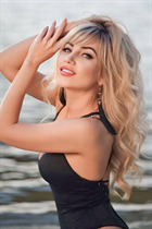 Ukrainian woman for marriage liubov from kiev with Blonde hair age 38 photo-6