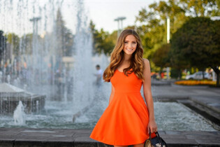 Dating ukrainian girl katerina from kharkov with Light Brown hair age 23 photo-11