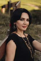 Bride from Ukraine lena from kiev with Black hair age 49 photo-1