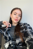 Gorgeous Ukrainian bride nastya from kherson with Dark Brown hair age 29