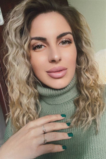 Ukrainian bride yuliia from nikolaev with Blonde hair age 33