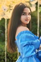 Pretty girl valeria from madrid with Dark Brown hair age 19 photo-9