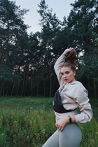 Beautiful ukrainian girl yuliia from lviv with Light Brown hair age 24 photo-10