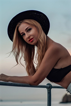 Beautiful single ukrainian woman anna from kharkov with Blonde hair age 36 photo-23