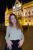 Jolie fille daryna de budapest avec Brunette cheveux, âge 27 photo-11