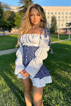 Dating a german woman alexa from nevada with Blonde hair 30 years old photo-27